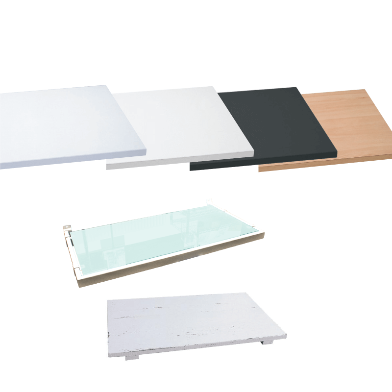 Melamin og træ hylder