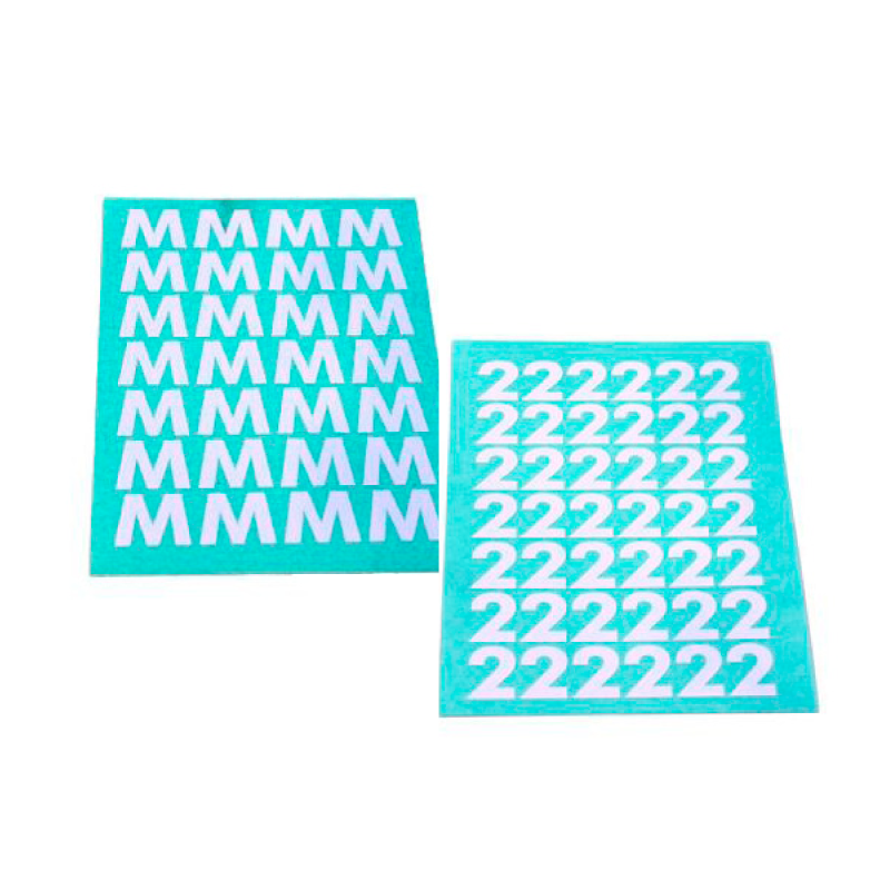 Tal-, nummar- og bókstavark til klæðiraskiljarar, hvítur – vel variantu.