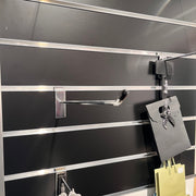 Varekrokki, til panel, krom, 30 cm. Ø 6mm sort endapplering.