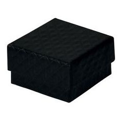 Smykkeboks. Svart. 5 x 5 x H 3 cm. - 20 stk. Prís víst fyri hvørja.