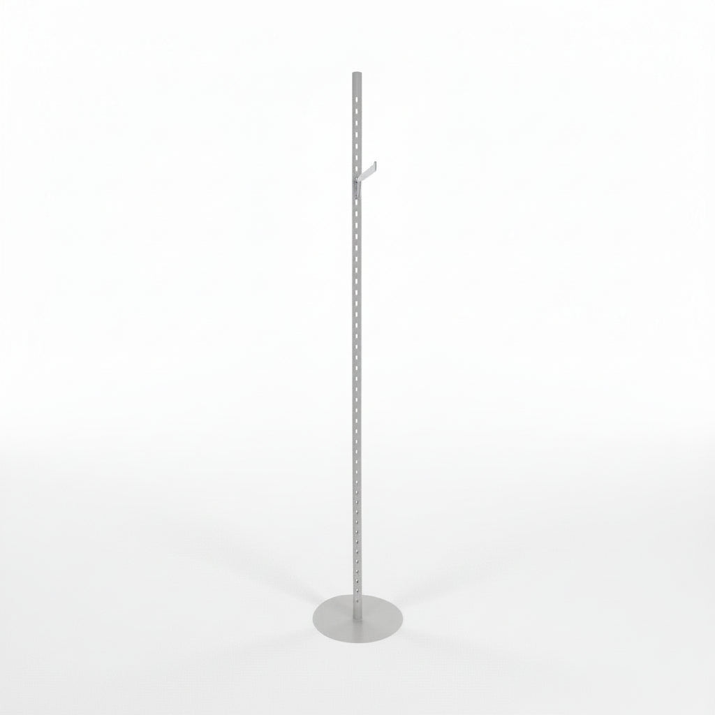 Vindeyga- / søyludisplay við framkantarfesting. 40 mm, H226 cm. Vel farge