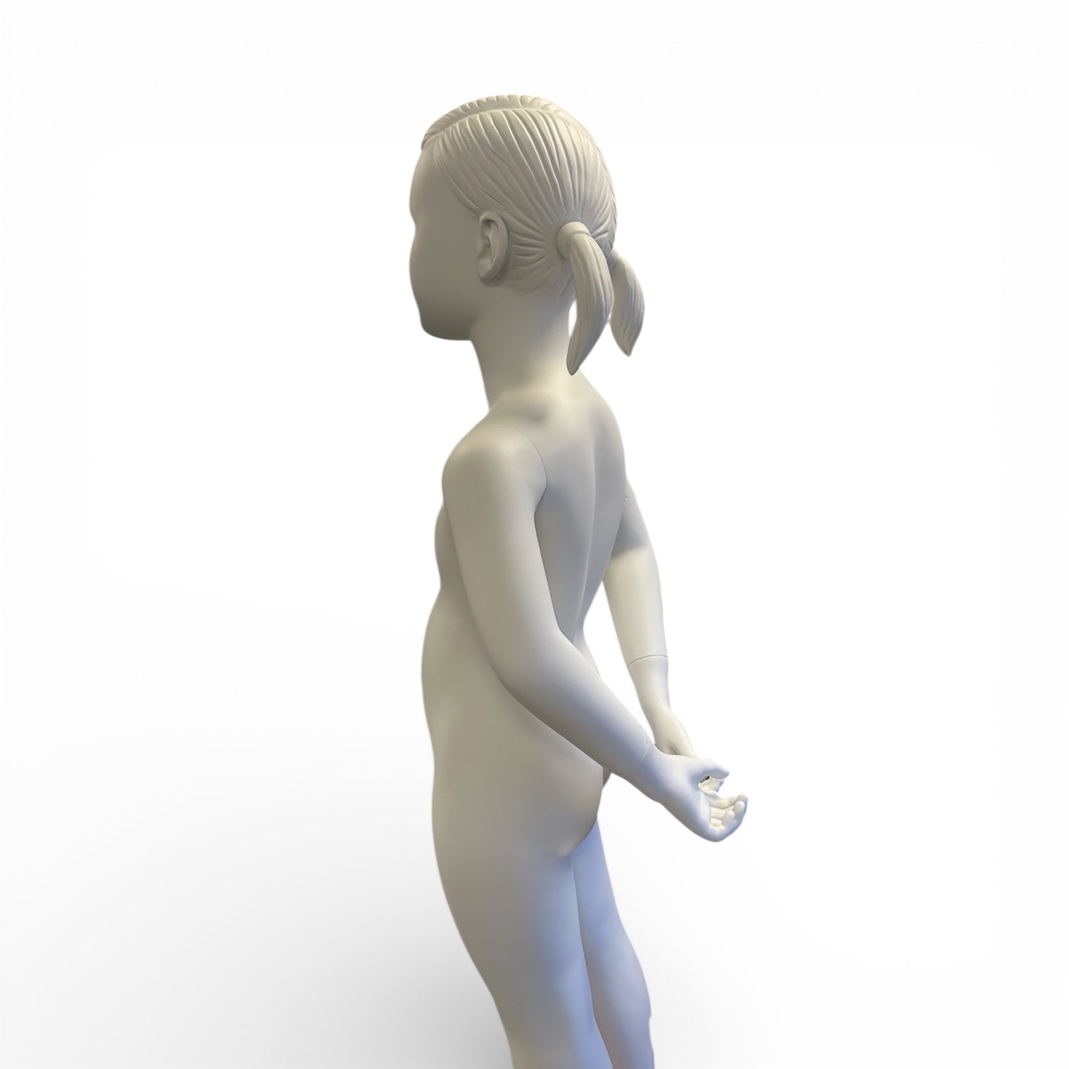 Gentumannekinka fyri gentur 7–8 ár. Skulpturelt hár