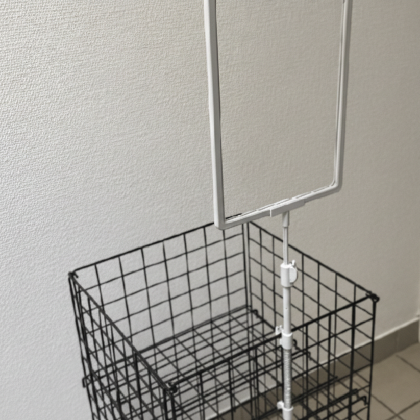 Skiltahaldari, A4, við fjøður til vír, plast, Hvítur