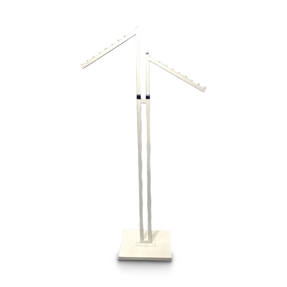 Hvítt Joy-stativ við 2 skráum hvítum ørmum, 80 x 39 cm, H125-195 cm