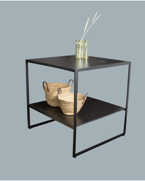 HAPPY! oplægsbord. B74 x D74 x H82 cm. Vælg farve på bordplade