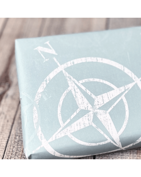 Gavepapir B 57 cm, Maritim, hvid kraftpapir. 175 mtr.