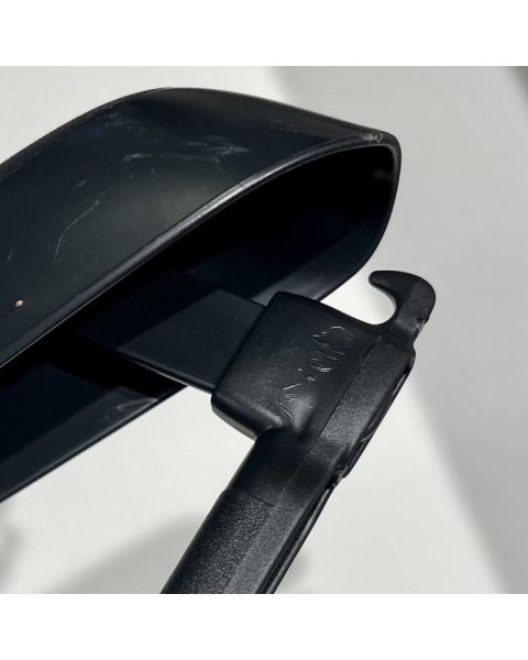 Kraftig jakkebøjle, plast, sort, 45 cm, skulder 4,0 cm, med stang pakket med 55 stk. Letvægt