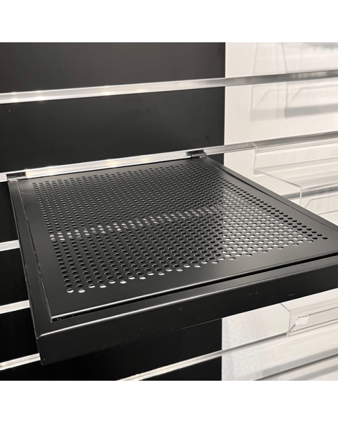 Hylde m/ metalhulplade (29,5 x 37 cm.) t/ rillepanel - sort