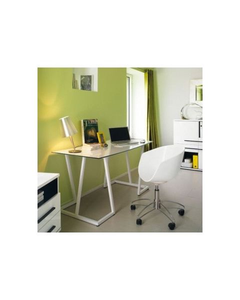 Bordstel/bukke i hvid. Sæt af 2 stk. 63 x 32 H 70 cm.