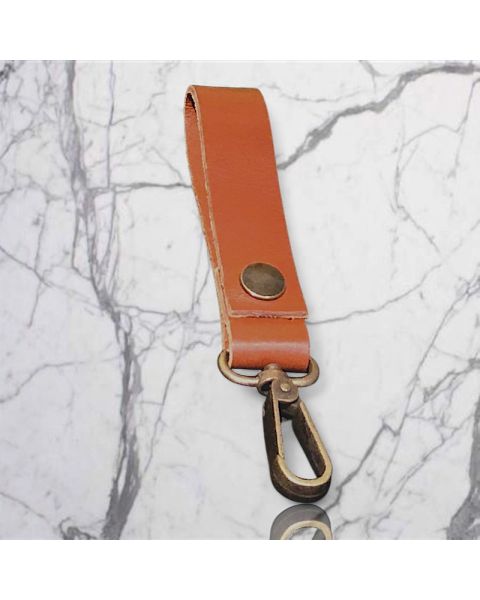 Læderstrop med karabinhage - cognac