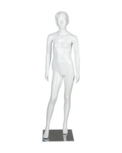 Teenagemannequin. Hvid med hoved, ansigt og skulpterede hår.  Pige  16 år. Står ret
